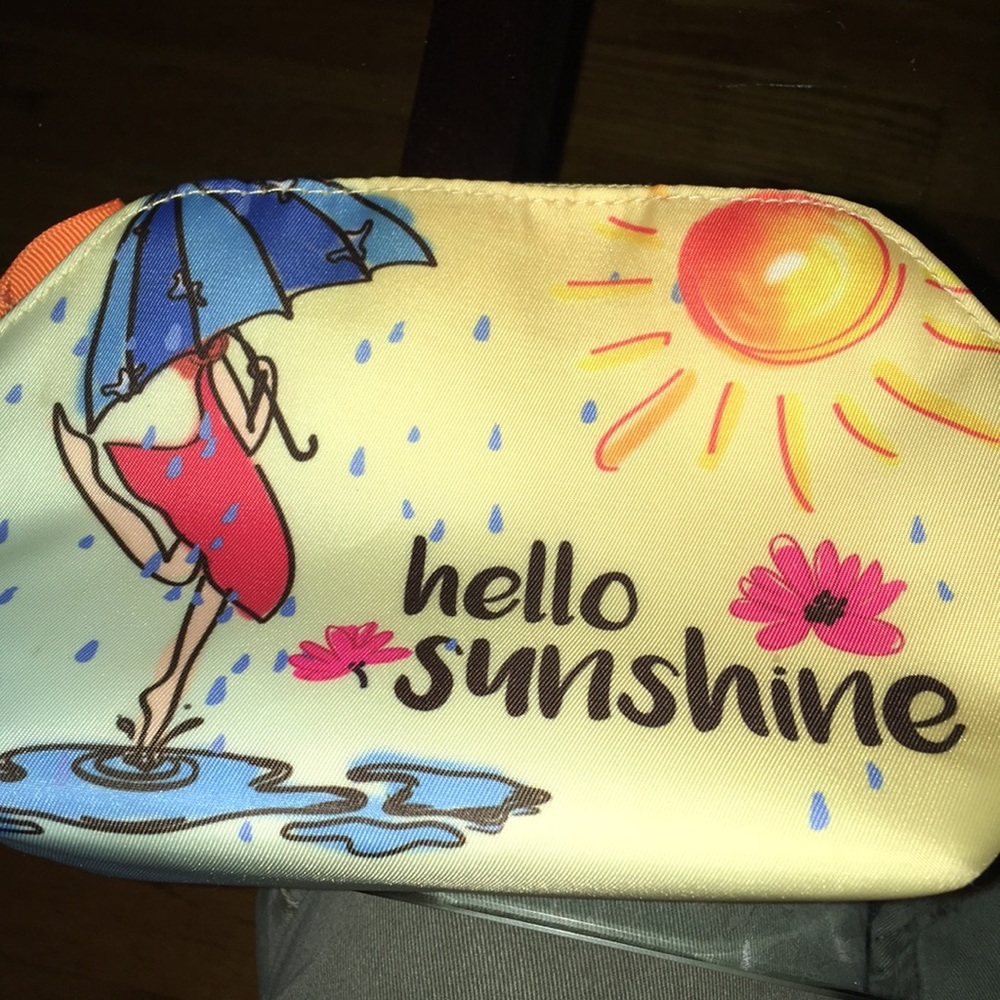 Cosmetic bag